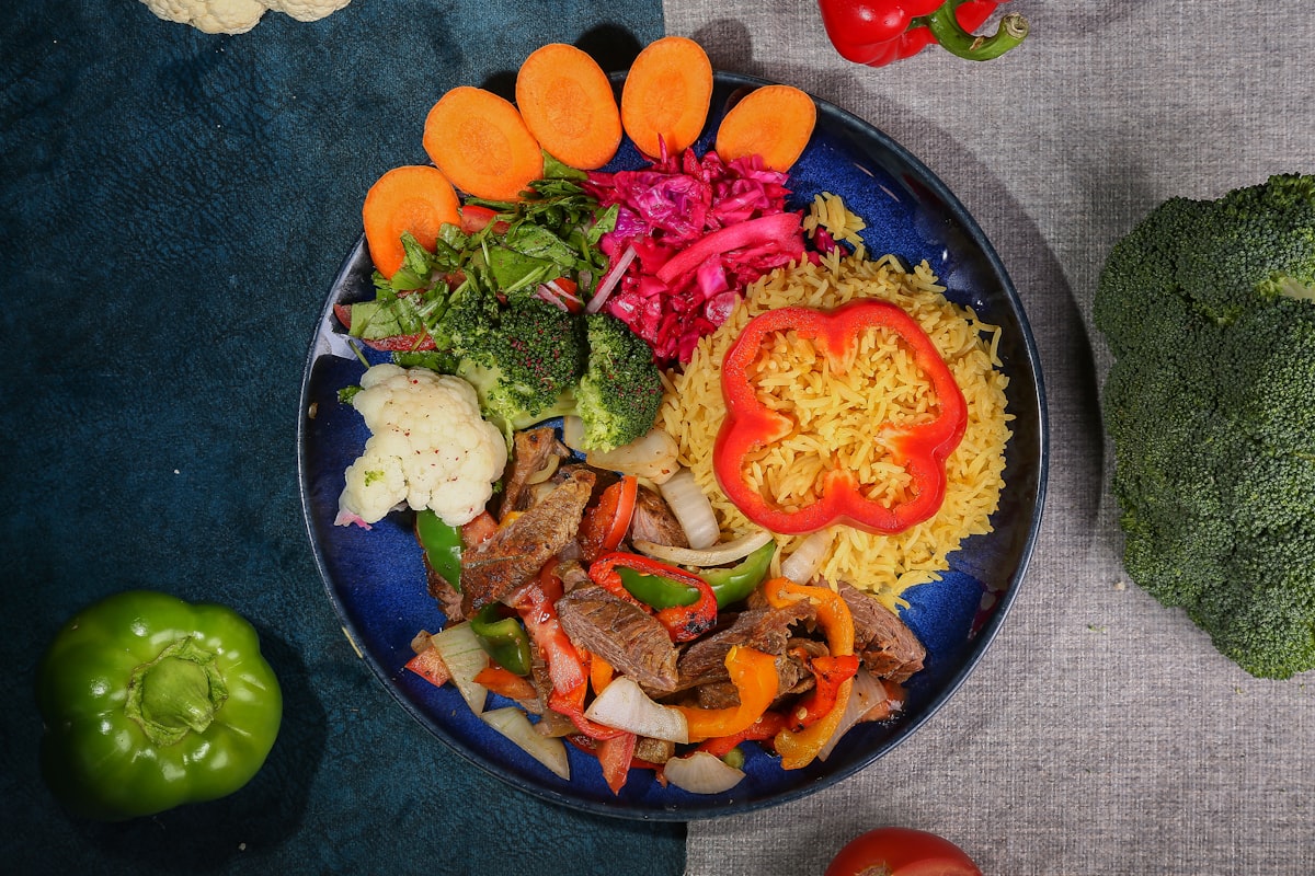 Proteinreiche Diät-Box mit frischen Mahlzeiten